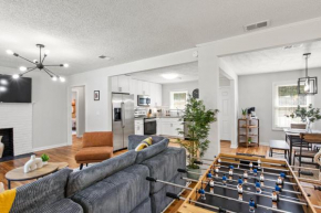 Secluded 3 Bedroom 10 Minutes to Atlanta Airport Self Check In